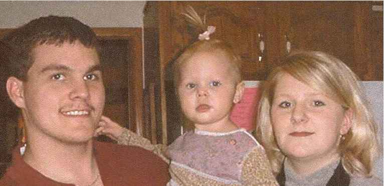 Ezra oldest daughter, Kara Gayle, w/ her daughter & husband